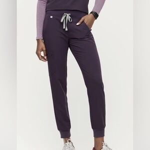 Figs Purple Shadow Zamora Joggers in Petite Small